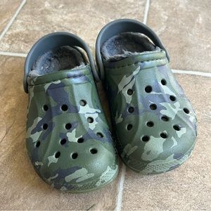 Fur lined kid’s CROCS